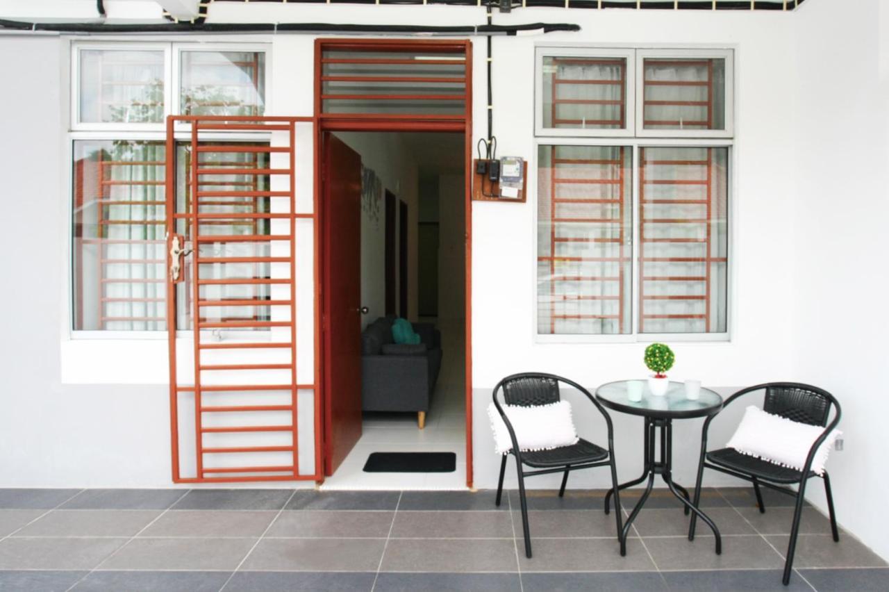 Desaru Beach Waterpark Tvbox By Joyfully 22B10 Exterior foto
